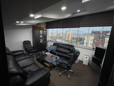 работа в столовую: Сдается двух комнатный мебелированный офис в центре города БЦ - Вефа