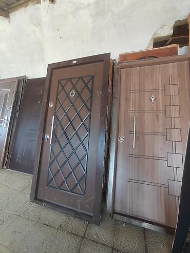 işlenmiş seyf qapılar: Dəmir giriş qapıları – bir neçə model və rəng seçimi Məhsul — 8