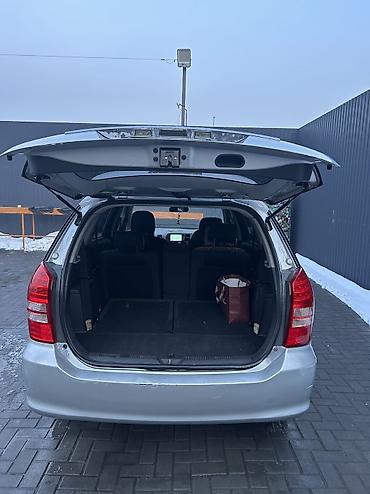 Toyota: Toyota WISH: 2003 г., 1.8 л, Автомат, Бензин, Минивэн — 5