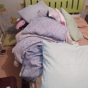 пуховые одеяла подушки: Матрас, тошоки, подушки