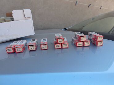 Auto delovi: Svećica Champion RC8BYC OE030 sa dva kraka. Imam 3 komada. Cena 350 na lalafo.rs — 12 Auto delovi: Svećica Champion RC8BYC OE030 sa dva kraka. Imam 3 komada. Cena 350 — 12