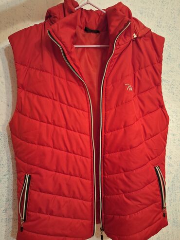 Prsluci: L, bоја - Crvena — 7