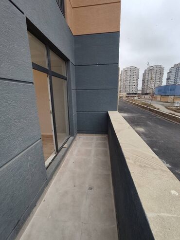 Uzunmüddətli kirayə mənzillər: Mənzil haqqında məlumat Tam təmirli, kombi var. Terraslı mənzildir — 8