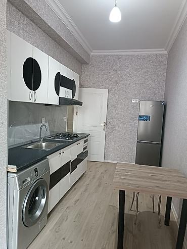 razinde kiraye: Bağçaşəhərdə üçbotaqlı,əşyalı mənzil kirayə verilir.Sahəsi 116m2 — 10