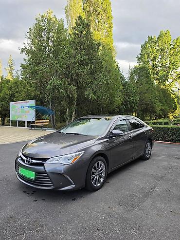 Toyota Camry: 2017 г., 2.5 л, Автомат, Бензин, Седан