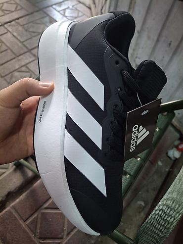 Кроссовки adidas Adizero (мужские) - Легкие беговые кроссовки в at lalafo.kg Кроссовки adidas Adizero (мужские) - Легкие беговые кроссовки в