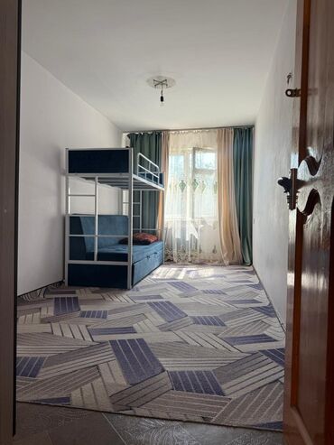 новопокровка лебединовка аламедин 1: 3 комнаты, 60 м², 104 серия, 4 этаж, Старый ремонт