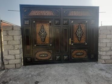 Həyət darvazaları: Salam qiymetler 650manatdan başlayır.Darvazalar rusiya i̇stehsalı olan — 4