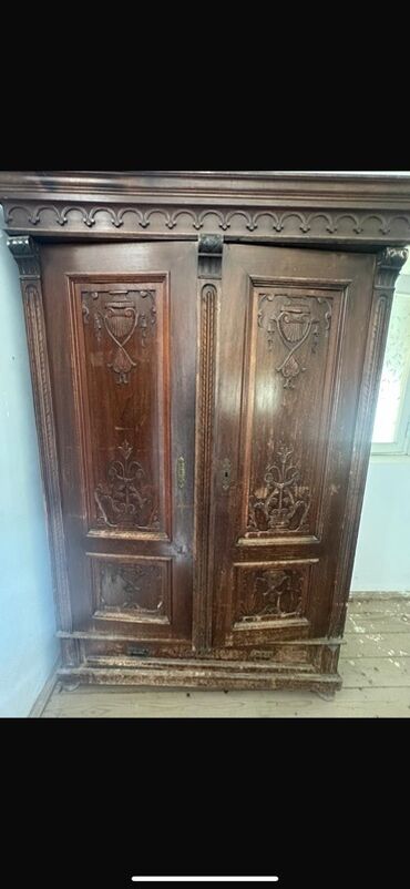 Комоды: Распашной, 2 двери Прямой шкаф, Шифоньер