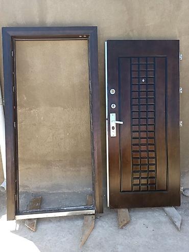 kodlu blok qapilari: Seyf qapi 205/95sm 150azn qiymet sondur Ramana 8880 leliDəmir giriş — 1