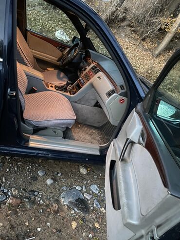 Mercedes-Benz: Mercedes-Benz E-Class: 1995 г., 2.2 л, Механика, Бензин, Седан — 4