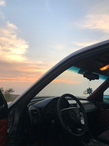 Mercedes-Benz: Sveçalar, pravadalar yeni dəyişilib. Naklatkaların 4ü də yeni — 5