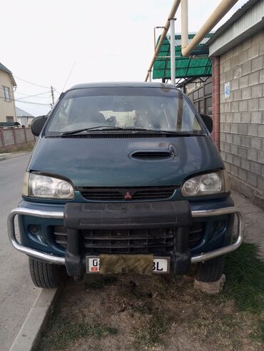 Mitsubishi: Mitsubishi Delica: 1996 г., 2.8 л, Автомат, Дизель, Внедорожник