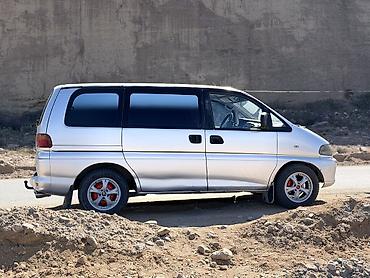 червяк 124: Mitsubishi Space Gear: 1996 г., 2.5 л, Механика, Дизель, Минивэн — 2