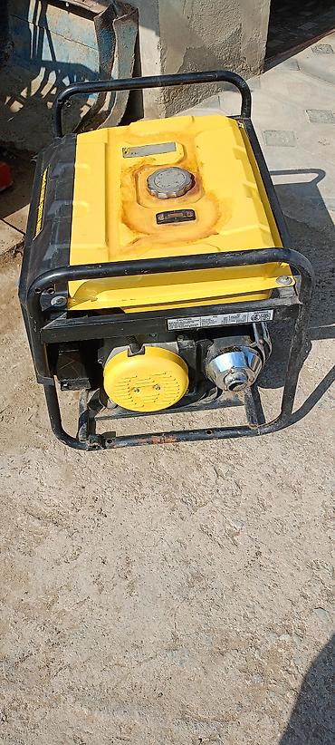 generatör: Məhsul: Benzinli generator Model üzərində yazı: “PowerFull Gasoline — 3