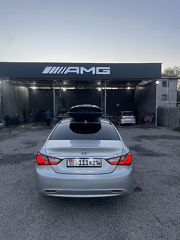 byd e2 2024: Hyundai Sonata: 2010 г., 2 л, Автомат, Газ, Седан — 6