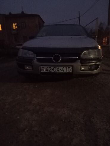 Opel: Opel Omega: 2 l | 1995 il 1230 km Hetçbek