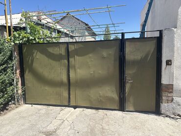 дверь с домофоном: Откатные ворота Металлические, Б/у