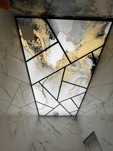 Asma tavanlar: LED işıqlı dekorativ tavan panelləri – mərmər teksturalı və geometrik — 8