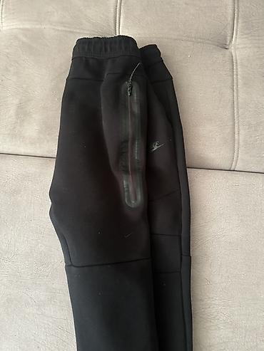 nike tech: Мужские спортивные штаны Nike Tech Fleece, черные. - Материал — 2