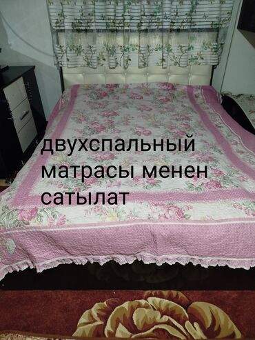 матрасы бу: Двуспальная кровать с матрасом. - Размер: полноразмерная двуспальная