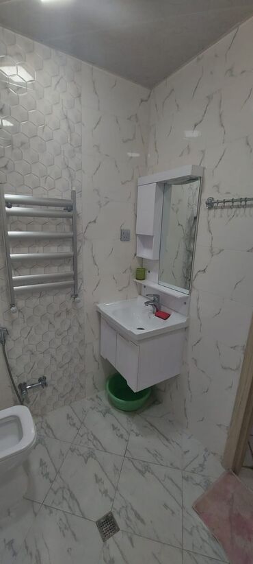 Uzunmüddətli kirayə mənzillər: 2 otaqlı mənzil – mebel və məişət texnikası ilə - Yataq otağı: iri — 5