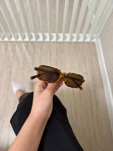 Солнцезащитные очки: Солнцезащитные очки очки, Prada, Унисекс, Круглые, Регулируемые носоупоры — 7