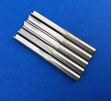 mala sekira: DVOPERO KARBIDNO RAVNO PRIHVAT 3,175MM VRH 3MM | Dvopero karbidno — 3