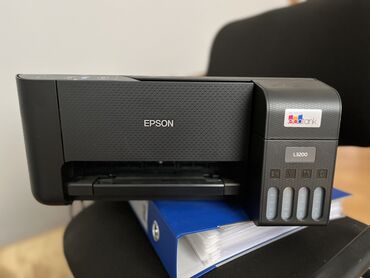 printer satışı: Epson L3200 rəngli printer. 450 azn-ə alınıb, heç 1 ay işləməyib