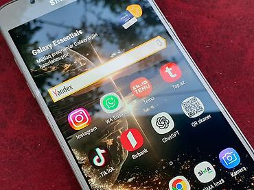 07 şekilleri indir: Samsung Galaxy J5 2016, 16 GB, rəng - Qızılı, Zəmanət, Düyməli, Sensor — 2