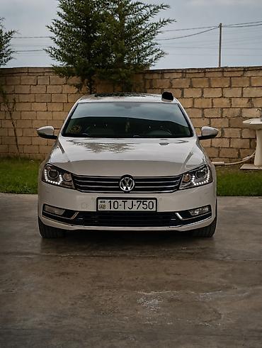 passat sukan: Volkswagen Passat: 1.8 l | 2012 il Sedan — 1