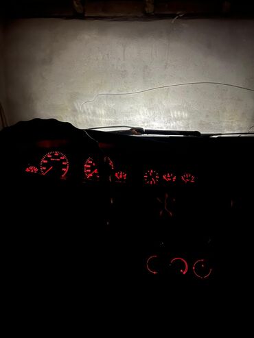 Audi: Audi S4: 1991 г., 2.3 л, Механика, Бензин, Седан — 10