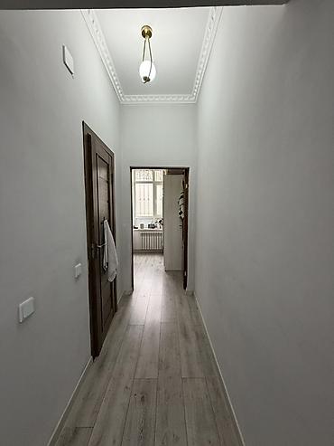 Продажа квартир: 3 комнаты, 90 м², 1 этаж — 12