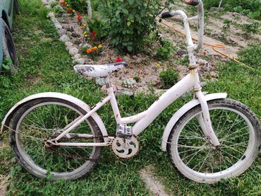 недвижимость без посредников в Кыргызстан | КУПЛЮ С/Х ЖИВОТНЫХ: Велосипед, российский велосипед, в хорошем состоянии крепкий велосипед