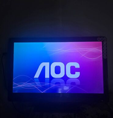 Televizorlar: Televizor ideal vəziyyətdədir. Ekranında hrç bir şey yoxdur! Pultu