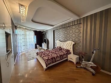 əmlak birjası: Yeni Yasamal, 3 otaqlı, Yeni tikili, m. İnşaatçılar, 155 kv. m — 3
