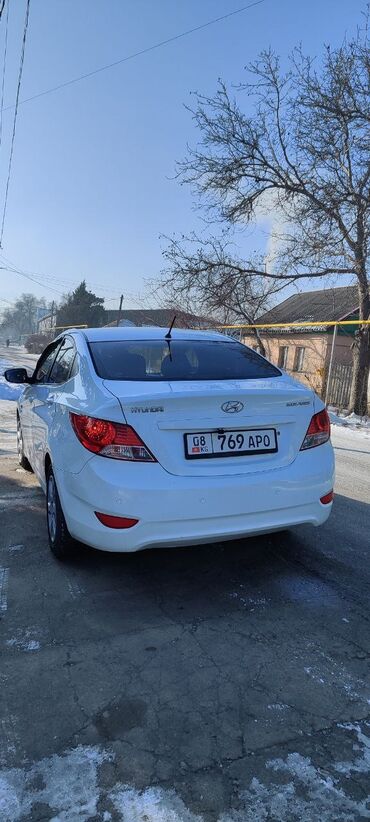 Hyundai: Hyundai Solaris: 2011 г., 1.6 л, Автомат, Бензин, Седан