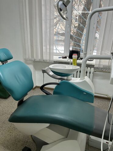 медицинские халат: Продается стоматологическая установка. Производство Словакия. Ария