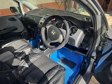 хондаа: Honda Fit: 2004 г., 1.3 л, Вариатор, Бензин, Хэтчбэк — 9