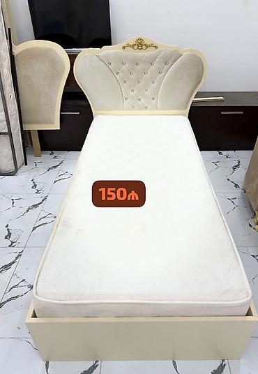 Tək nəfərlik çarpayı satılır 150₼.əla vəziyyətdə.Ünvan Savalan. Fa99
