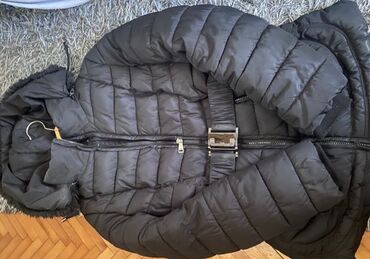 crna zimska jakna хl: M (EU 38), Sa postavom
