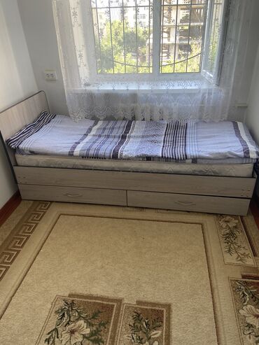 продаю двухспальная кровать: Тапшырыкка эмерек, Уктоочу бөлмө, Керебет