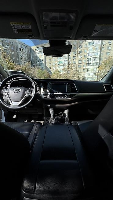 start: Toyota Highlander: 2019 г., 3.5 л, Автомат, Бензин, Кроссовер — 6