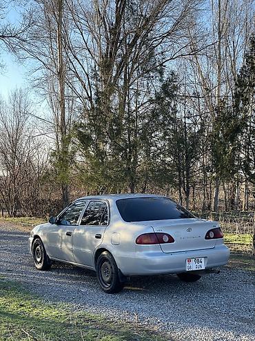 Toyota: Toyota Corolla: 2001 г., 1.8 л, Автомат, Бензин, Седан — 2