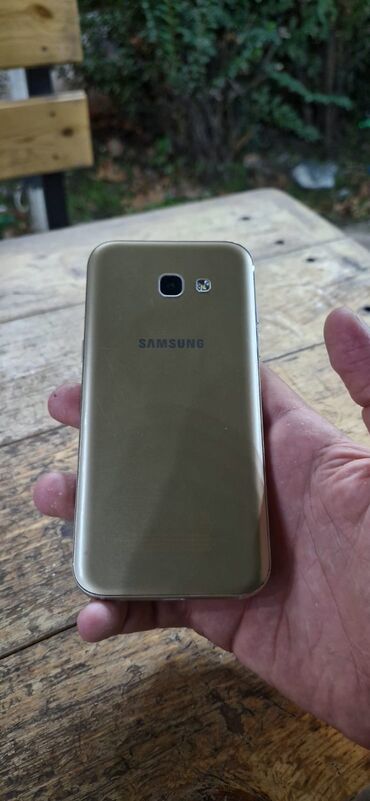 трехсимочный телефон fly: Samsung Galaxy A5 2017, 32 GB, rəng - Qızılı, Barmaq izi, İki sim kartlı