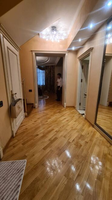 Yeni tikili: 4 otaqlı, Yeni tikili, 200 kv. m — 5