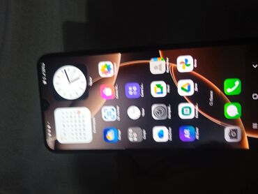 oled монитор бишкек: Смартфон с тройной основной камерой и каплевидным вырезом под