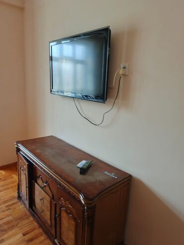 Qonaq otağı dəstləri: Masa və oturacaqlar — 3