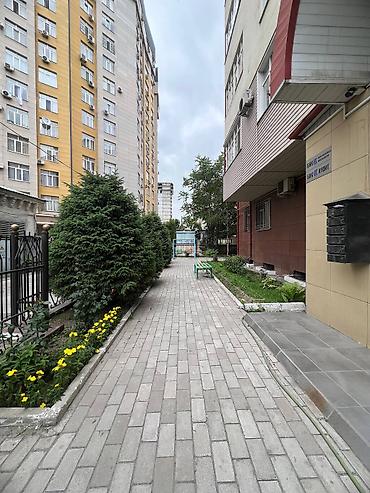 золотой квадрат: 4 комнаты, 186 м², Золотой квадрат 2 этаж, Евроремонт — 4