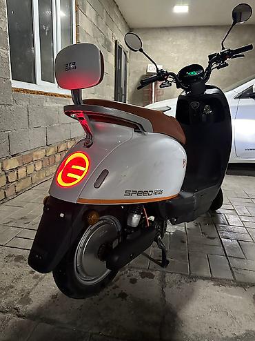 Скутеры: Тип скутера 150 куб. см, Электро, Б/у — 2